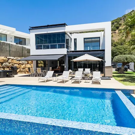 Vivi Homes -villa Yara Pool, Hot Tub, Sauna, & Garden * Mijas